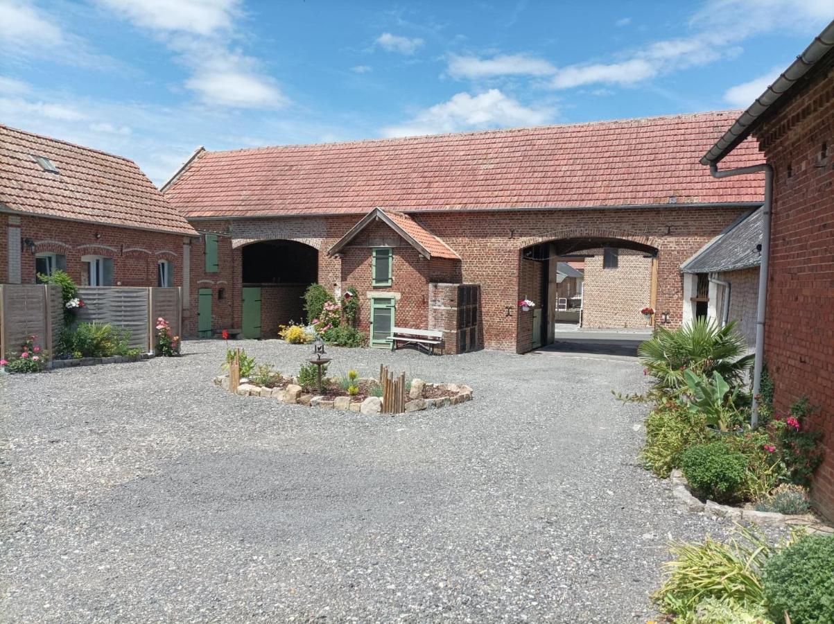 Les Muches Bed and Breakfast Bouzincourt Exteriör bild