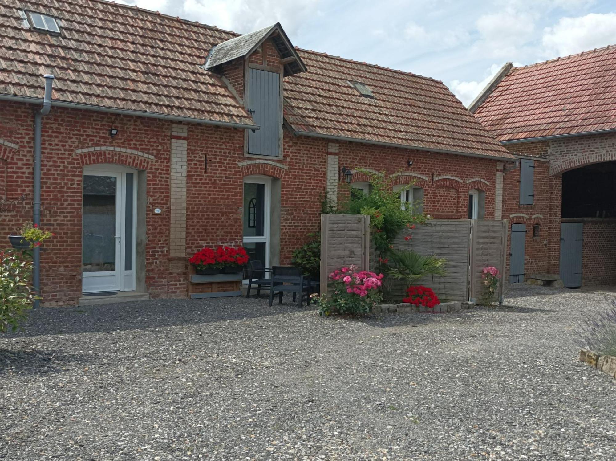 Les Muches Bed and Breakfast Bouzincourt Exteriör bild