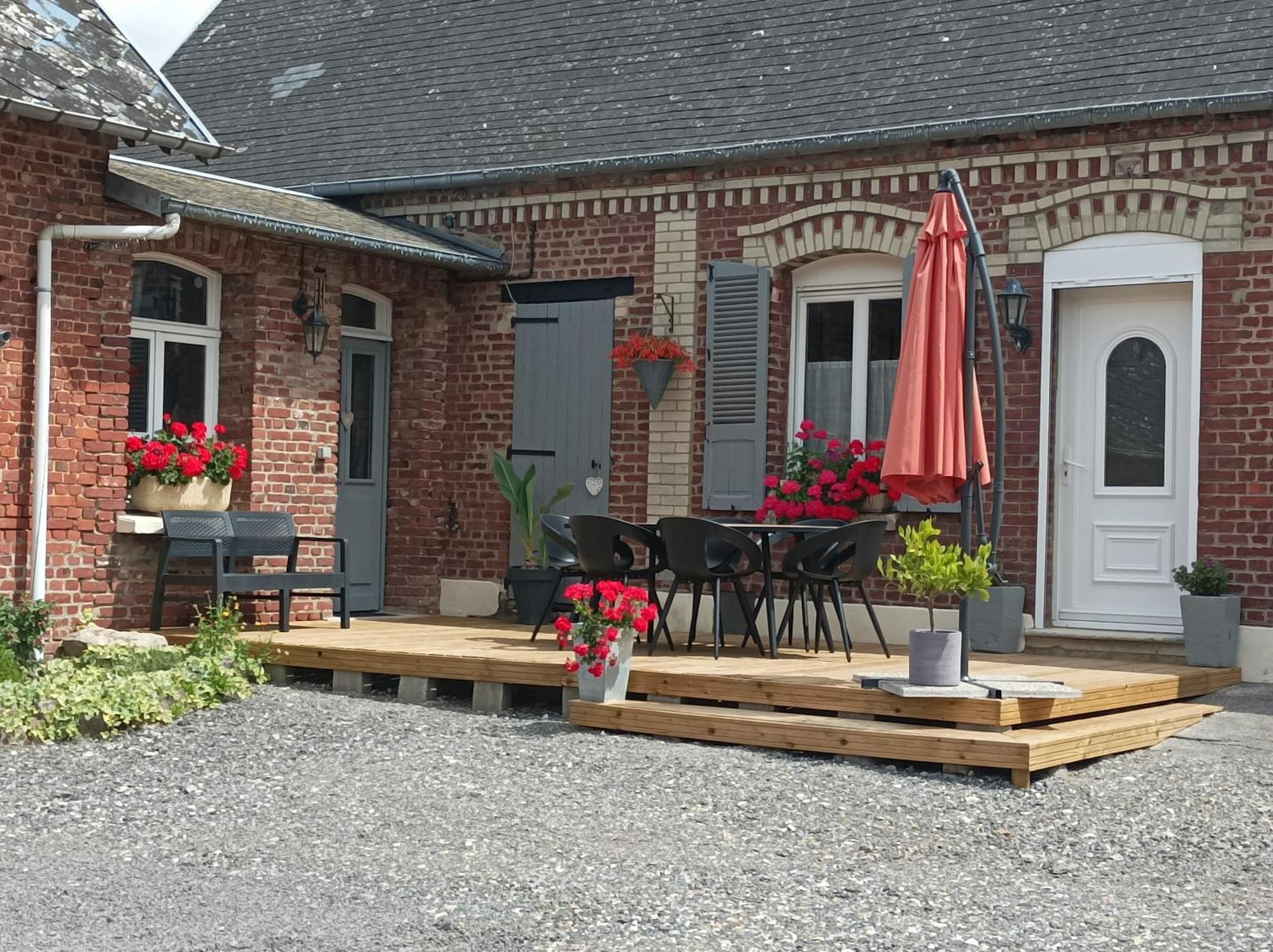 Les Muches Bed and Breakfast Bouzincourt Exteriör bild